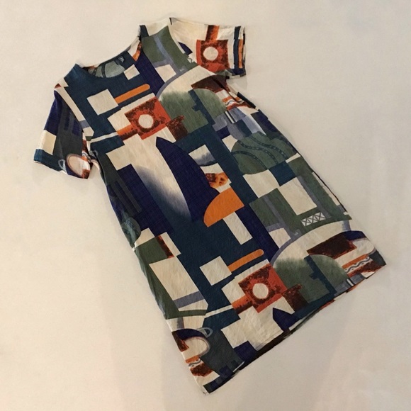 Besca Short-Sleeved Patterned Sheath Dress - Picture 8 of 16